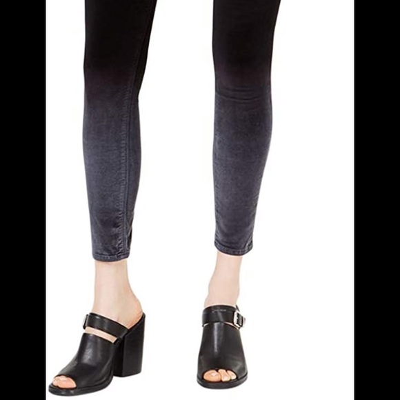 Hudson | Nico Mid-Rise Super-Skinny Ankle Jeans - Picture 4 of 10